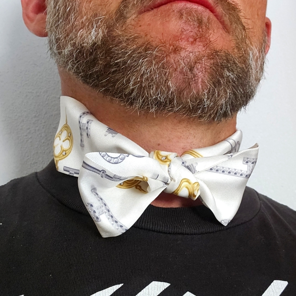 2 TIFFANY & Co Silk Bowties